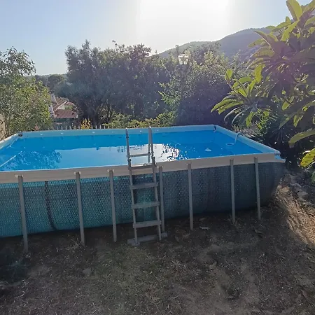 Climatisé Avec Piscine Sur Les Hauteurs De Hébergement de vacances